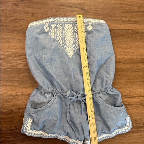 Hollister Womens Strapless Embroidered Chambray Romper Tie Waist Size S - Picture 3 of 10